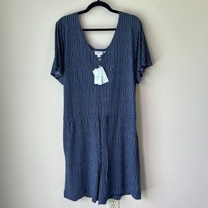 NWT ✨ Lularoe Xanthe Romper